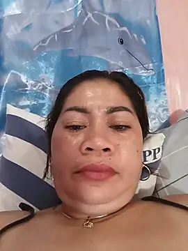 SweetChubbyMommy_02 Chat XXX live
