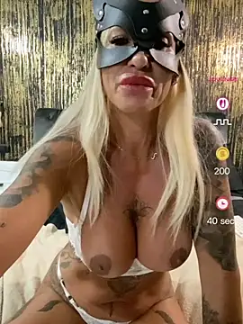 StellaRouge72 Chat XXX live