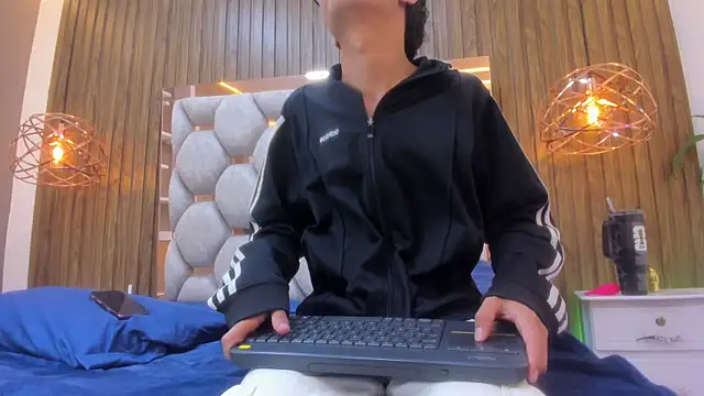 Živý XXX chat adams_bobby