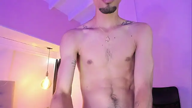Show modela MichaelEvanss_ na web-kameri