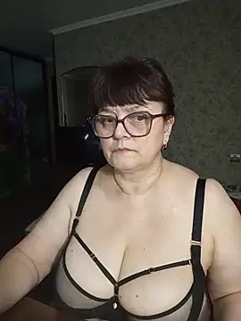 Chatroom XXX en direct de BrandiOhNight