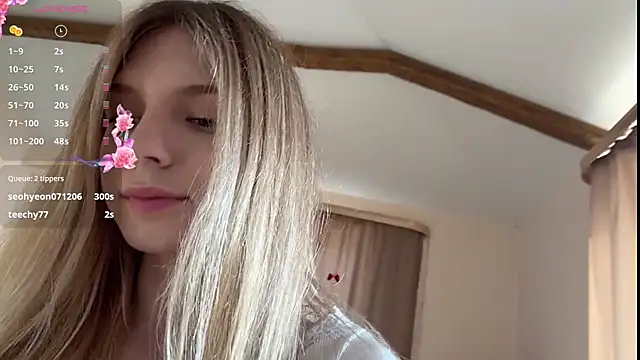 FruityXo: απευθείας συνομιλία ΧΧΧ