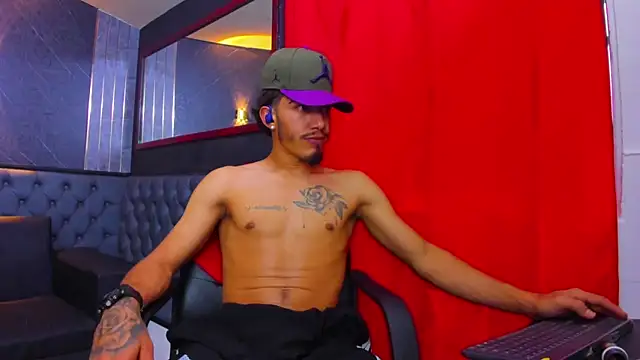 Dominant_kiing's Live XXX Chat