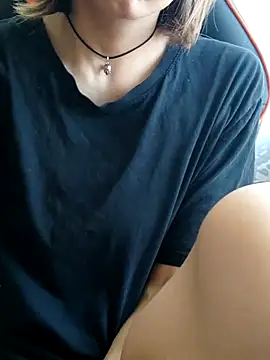 Chat +18 de Aashikalaa ao vivo