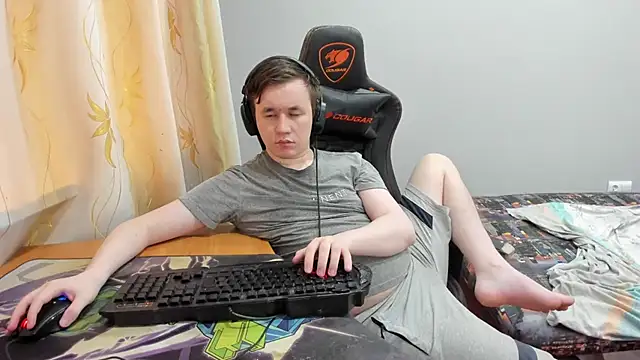 iliaskrislove 现场XXX聊天