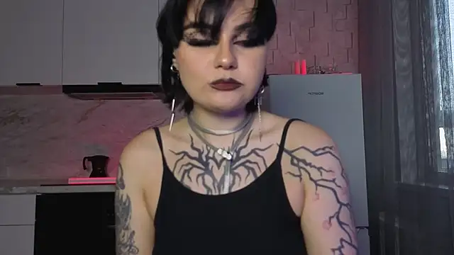 IntrigueYourDay Live XXX-Chat