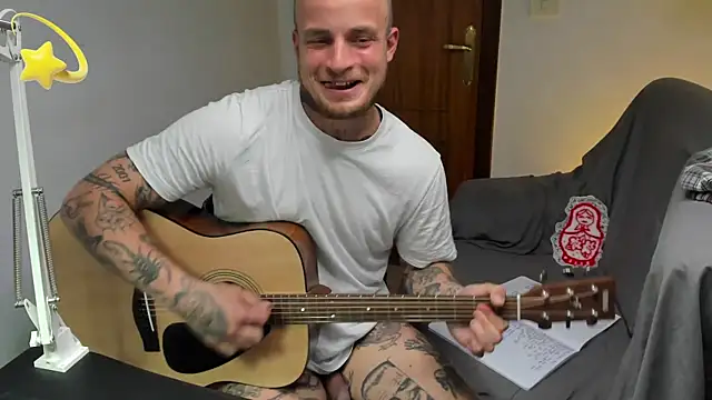 layneinchains' Live XXX Chat