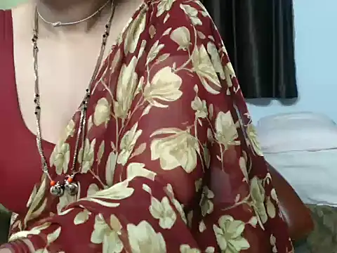 sunitha-3 XXX чат на живо