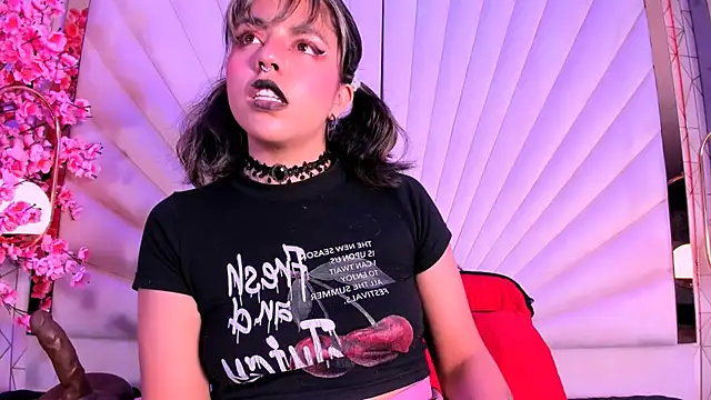 ivannabellini Chat XXX live