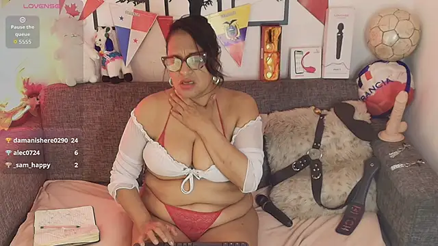 Angelabrowm Adlı Modelin Canlı XXX Sohbeti