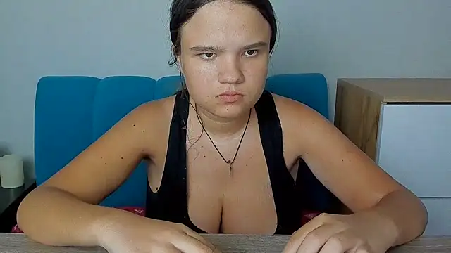 AdeleCruz Live XXX-Chat