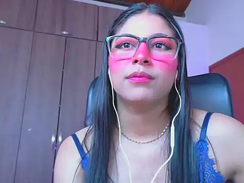 دردشة _ALLYSON18_ الجنسية المباشرة