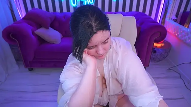 LittleShyyn Live XXX chat