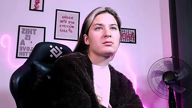 AlisaFrost Live XXX-Chat