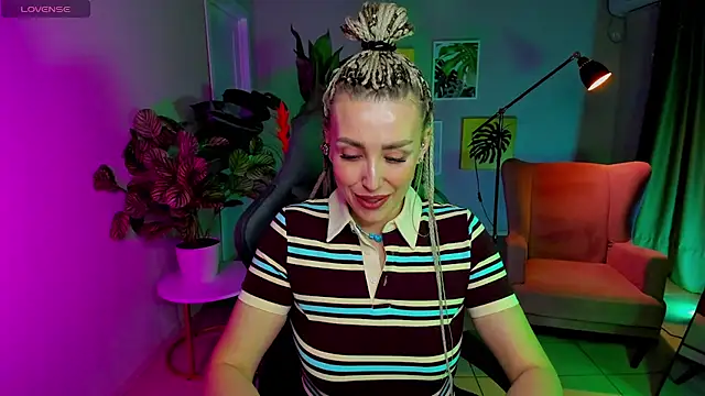 MonicaRiley Live XXX-chat