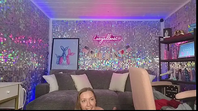 lucyallen4201's Live XXX Chat
