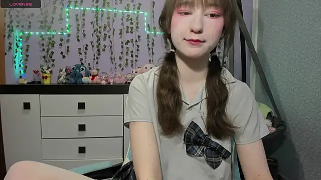 Yoonhee_kiのライブXXXチャット