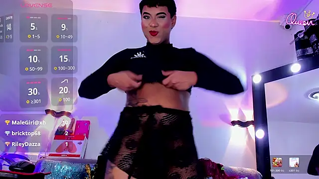 Show modela Emili_Roux na web-kameri