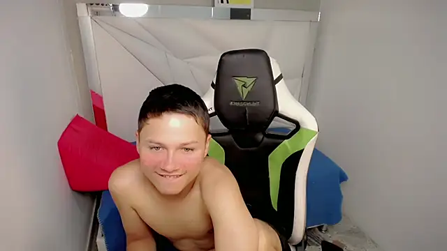 NYC_Bby élő XXX-chatje