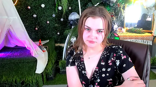 LissaTelor Adlı Modelin Canlı XXX Sohbeti