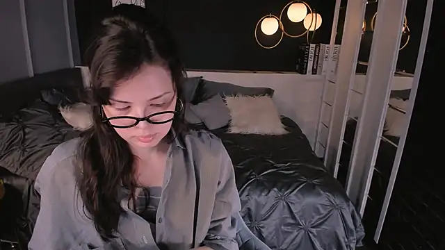 Chatroom XXX en direct de Maykinkya