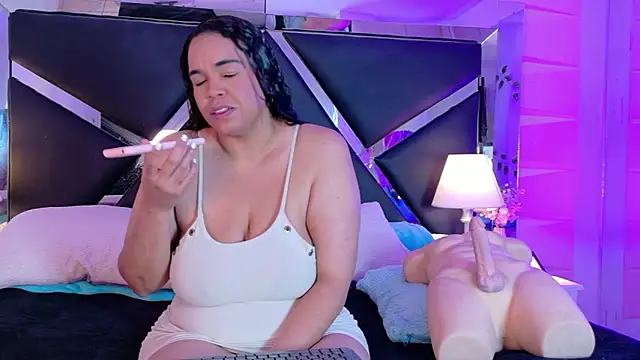 Veronica_Nasty_ Obrolan Langsung XXX