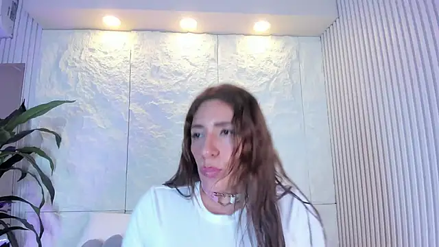 Czat XXX na żywo – naughty_flower18