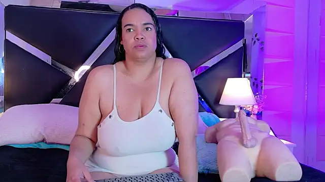 Veronica_Nasty_ 라이브 XXX 채팅