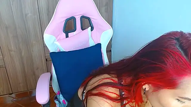 ivy_moons: απευθείας συνομιλία ΧΧΧ