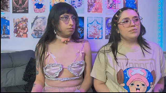 snowblack_'s Webcam Show