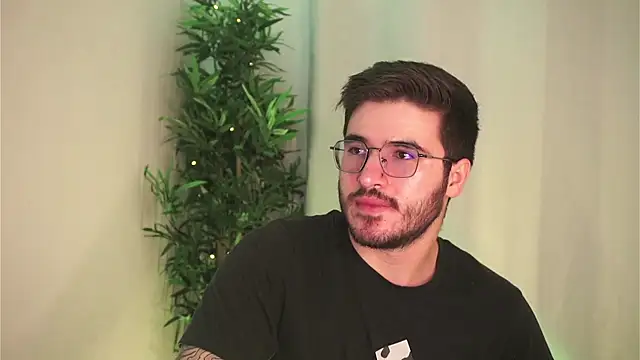 Czat XXX na żywo – Tony_Wylie