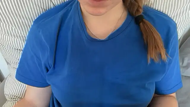 Lucyschickt Live XXX-Chat