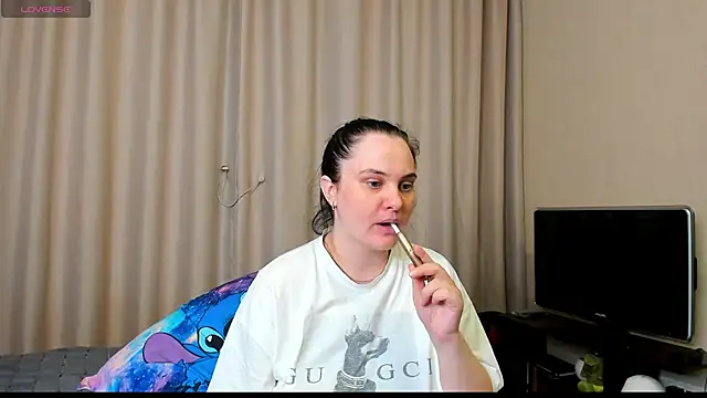 AlanaBrox's Live XXX Chat