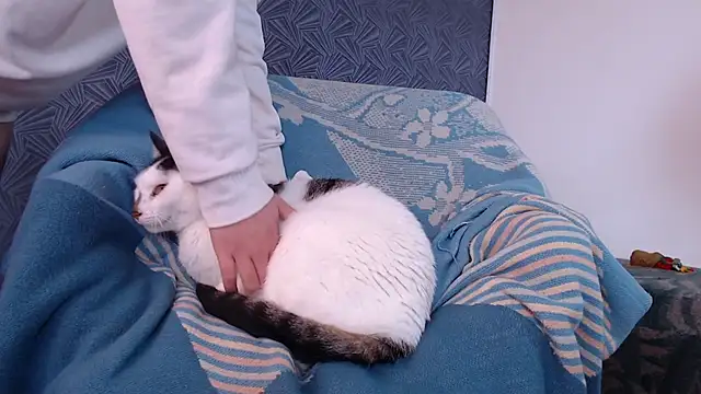 Freyja_eter Chat XXX in diretta