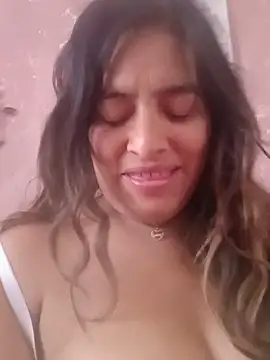 Chat +18 de ivilondon ao vivo