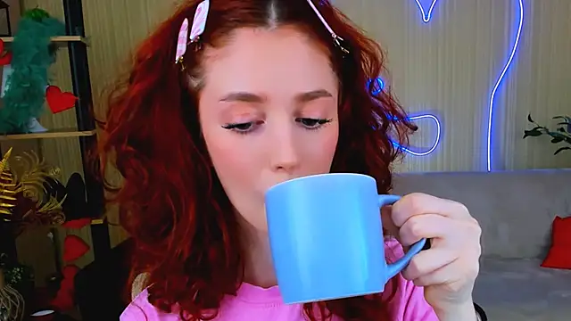 ChristinaConteeree élő XXX-chatje