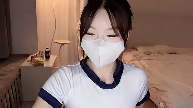 _xiaoxinxin_ Adlı Modelin Canlı XXX Sohbeti