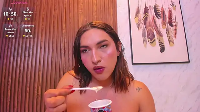 XXX chat uživo modela TomLondon_