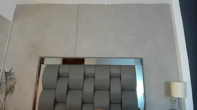 Charlie___Musk's Live XXX Chat