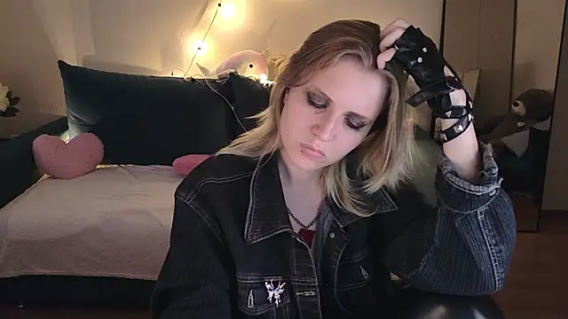 Czat XXX na żywo – Viki_Charm