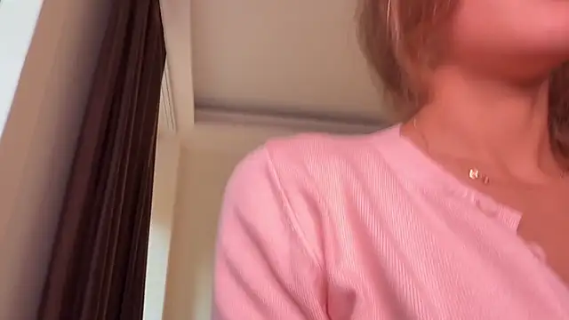 roselyn_rose's Live XXX Chat