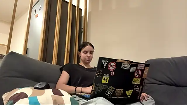 illiebilishn Live XXX chat