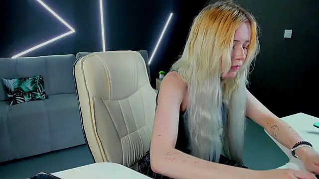 Webkamerová show kikipeach