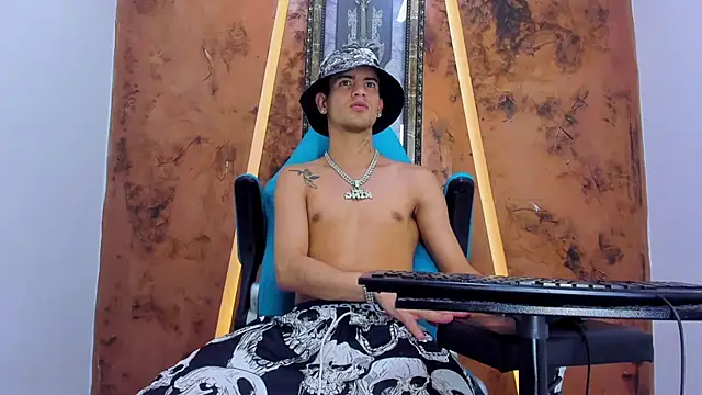 Show de kroddy_sw_x na webcam