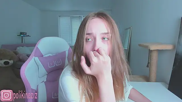 MoonDust's Live XXX Chat