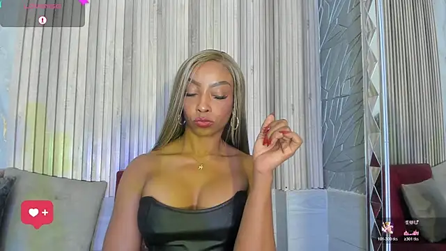 XXX chat uživo modela BriannaChelsea