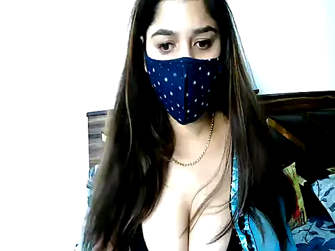 Gloie4u's Live XXX Chat