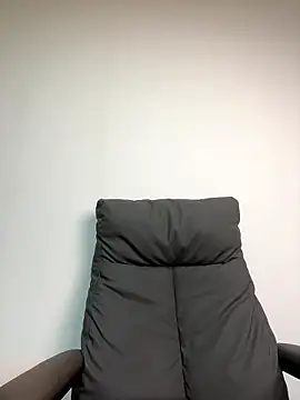 -OvO- Adlı Modelin Canlı XXX Sohbeti