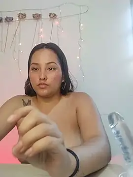 terezaswitch Adlı Modelin Canlı XXX Sohbeti