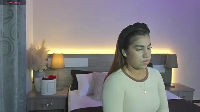 Chat XXX ao vivo de ZarahFoxx